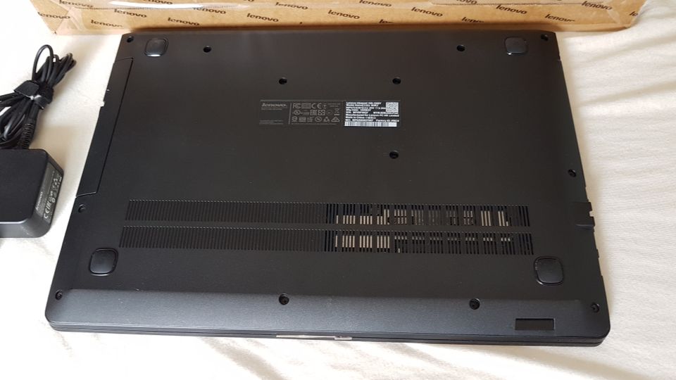Laptop Notebook Lenovo IdeaPad 100-15IBY in Neuwertige zustand in Düsseldorf