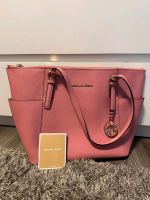 Michael Kors Leder Tasche Jet Set lachs wie neu Nordrhein-Westfalen - Leverkusen Vorschau