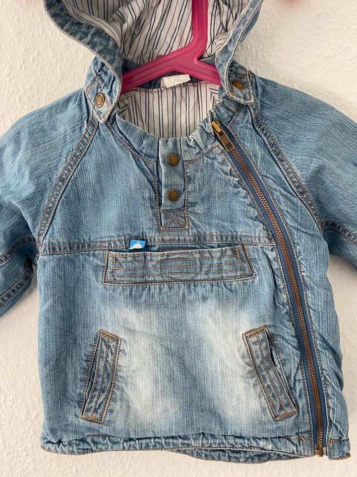 Jeansjacke Denim Mantel mit Kapuze von H&M Kleinkind Gr. 80 in Goslar