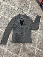 Blazer tailliert grau/schwarz/weis Glencheck Muster Größe 40 Baden-Württemberg - Wernau Vorschau