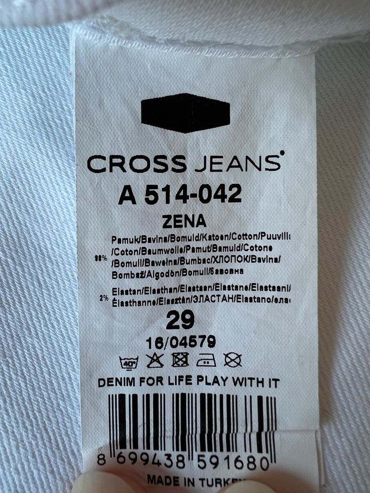 Shorts / Bermuda von Cross Jeans - weiß Gr. S / 36 W29 in Alsdorf