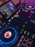 TOP Zustand - Denon DJ PRIME 4 - 4 Standalone Decks Pro DJ Cont Nordrhein-Westfalen - Holzwickede Vorschau