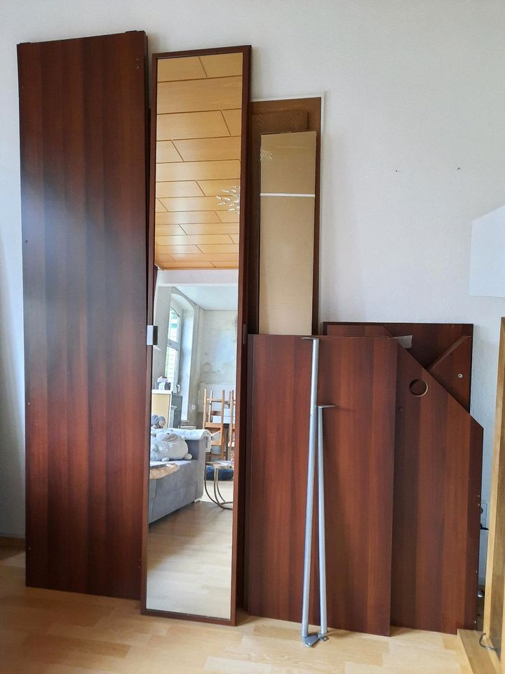 Ikea Eckkleiderschrank Hopen in Wildenfels