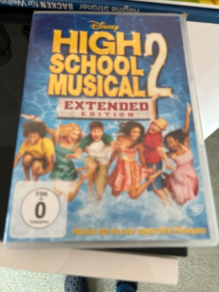 12 DVD u.a beste Freunde, Kevin.., Prada…Schuh des .high school, in Asperg