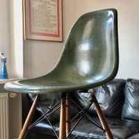 Eames Fiberglas Chair von Vitra / Miller. Seltene Farbe. Berlin - Mitte Vorschau