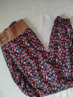 Hose Sommer Blumen Muster mit Gürtel M Dresden - Klotzsche Vorschau