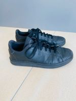 Adidas Turnschuhe Sneaker schwarz Gr. 38 2/3, US 5 Baden-Württemberg - Waldenbuch Vorschau