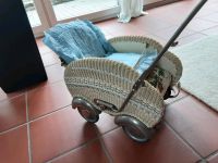 Kinderwagen aus 50'iger Jahren. Kunststoffgeflecht. Nordrhein-Westfalen - Frechen Vorschau