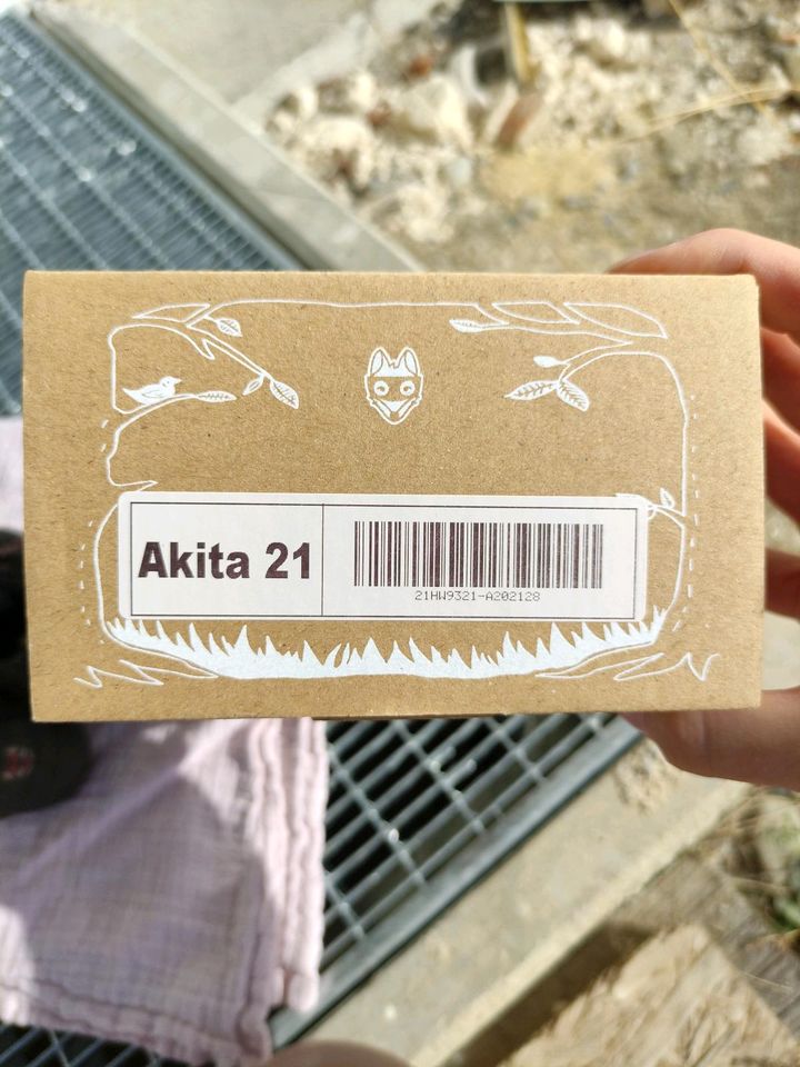 Akita 21 1. Hand Wildlinge nur kurz getragen ❤️ in Rott