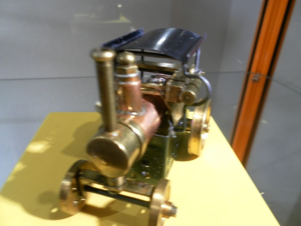 Dampfmaschine Dampftraktor miniatur  "Kleiner Willy" unbespielt in Friedrichsdorf