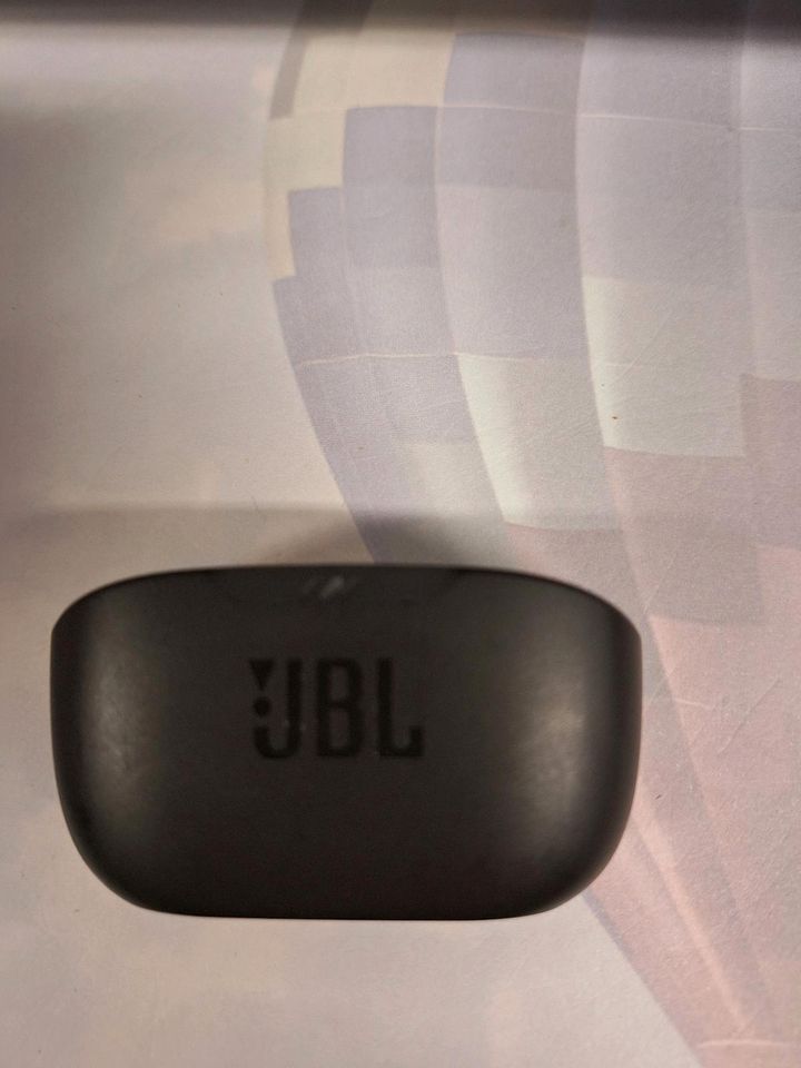 JBL Bluetooth Kopfhörer in Karlsruhe