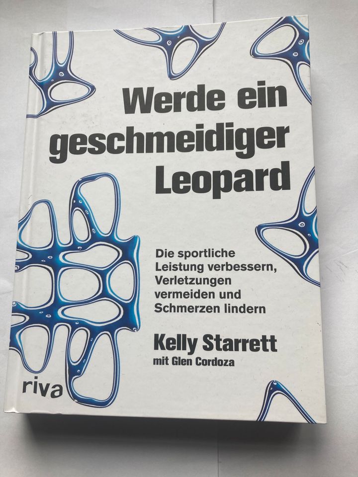 Werde ein geschmeidiger Leopard Kelly Starret Buch in Peiting