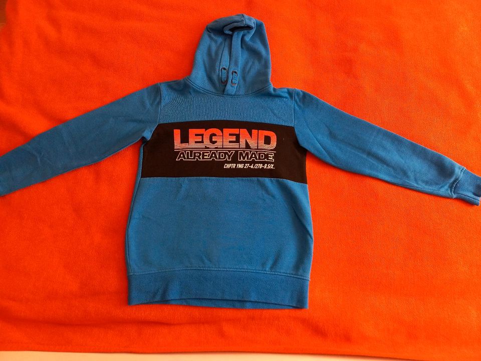 Pullover/ Hoodie Jungen Gr. 146/152 in Bingen