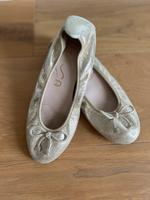 Unisa Ballerinas Modell Arcor Leder Gold NP €100,- Niedersachsen - Stelle Vorschau