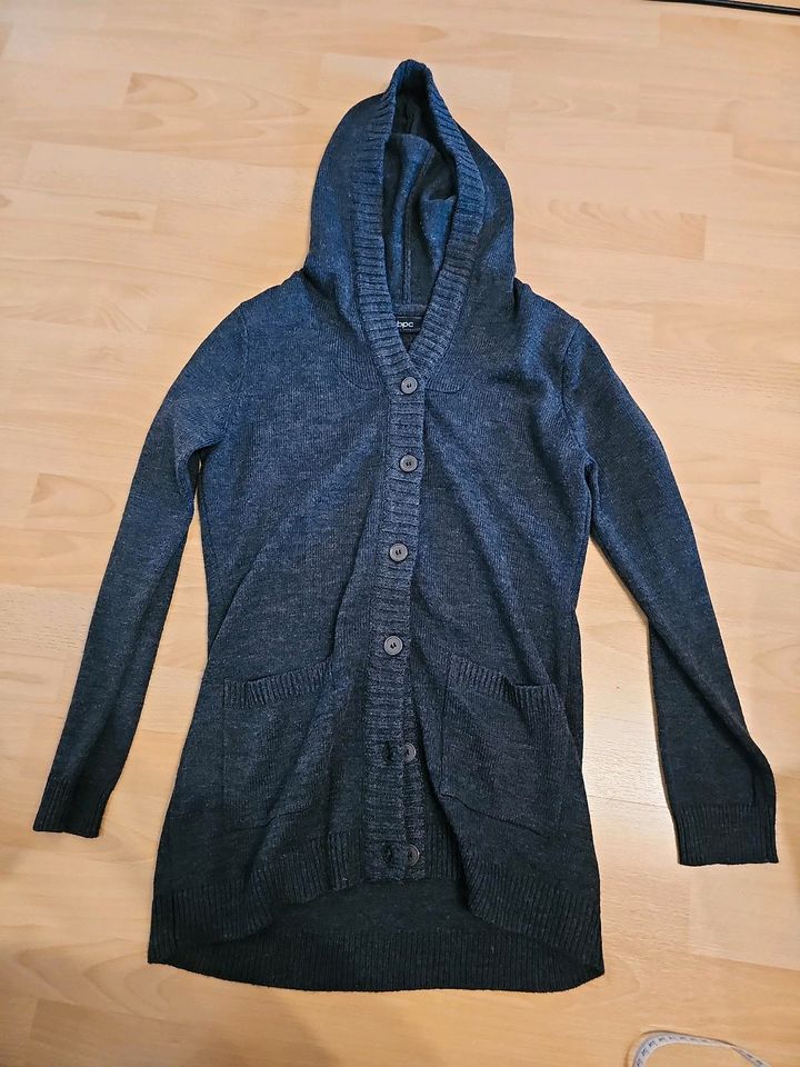 Strickjacke Cardigan grau dunkelgrau 40/42 Bon Prix in Nienburg (Weser)