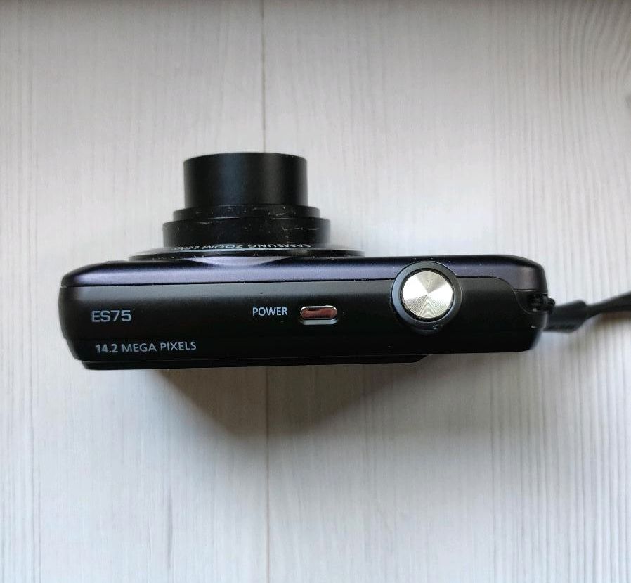 Samsung ES75 14MP Digitalkamera Y2K Digi Cam Kompaktkamera in Gelsenkirchen