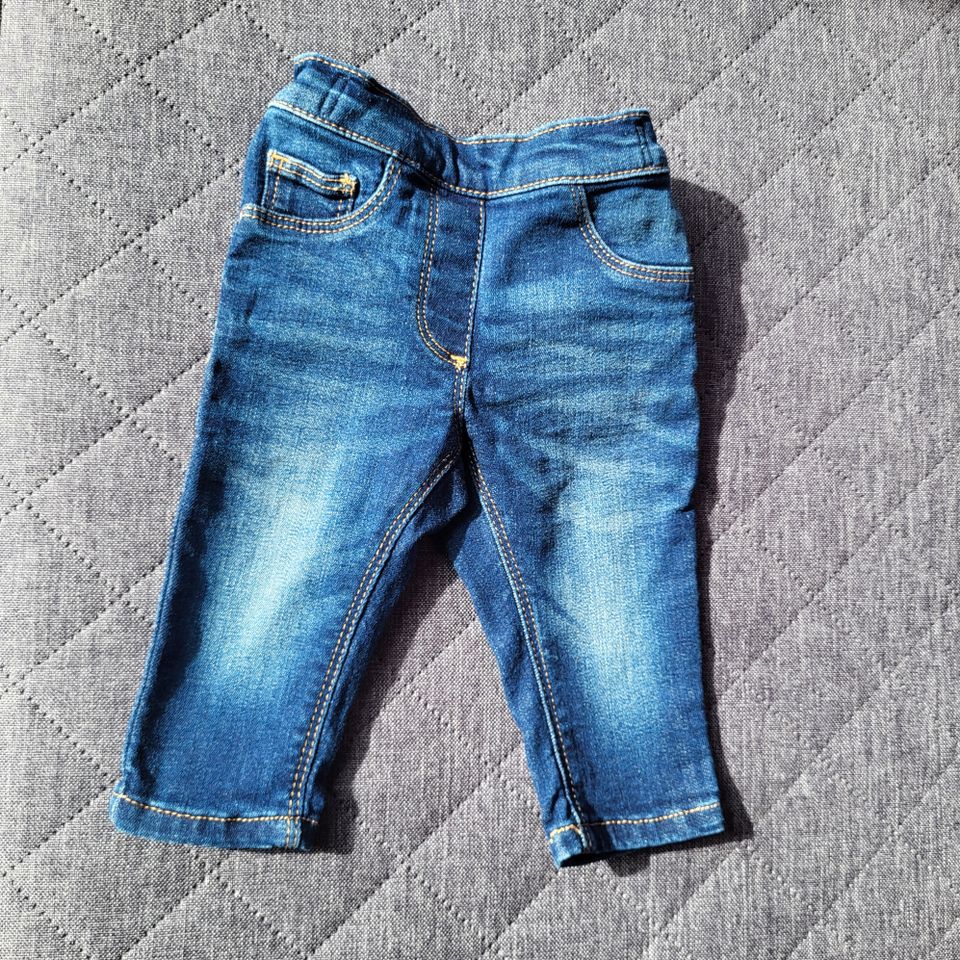 Next Jeans blau, 3-6 Monate,8 kg, Bund mit verstellbarem Gummizug in Homburg