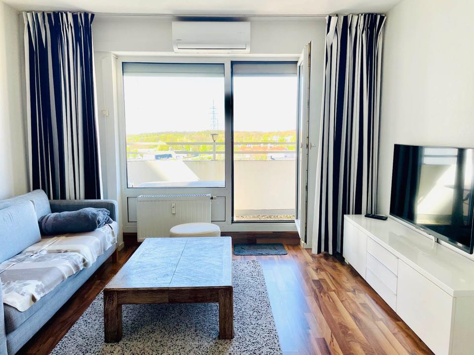 Von Privat - Helle 2 ZKB Wohnung Saarbrücken-Dudweiler, SW Balkon in Saarbrücken