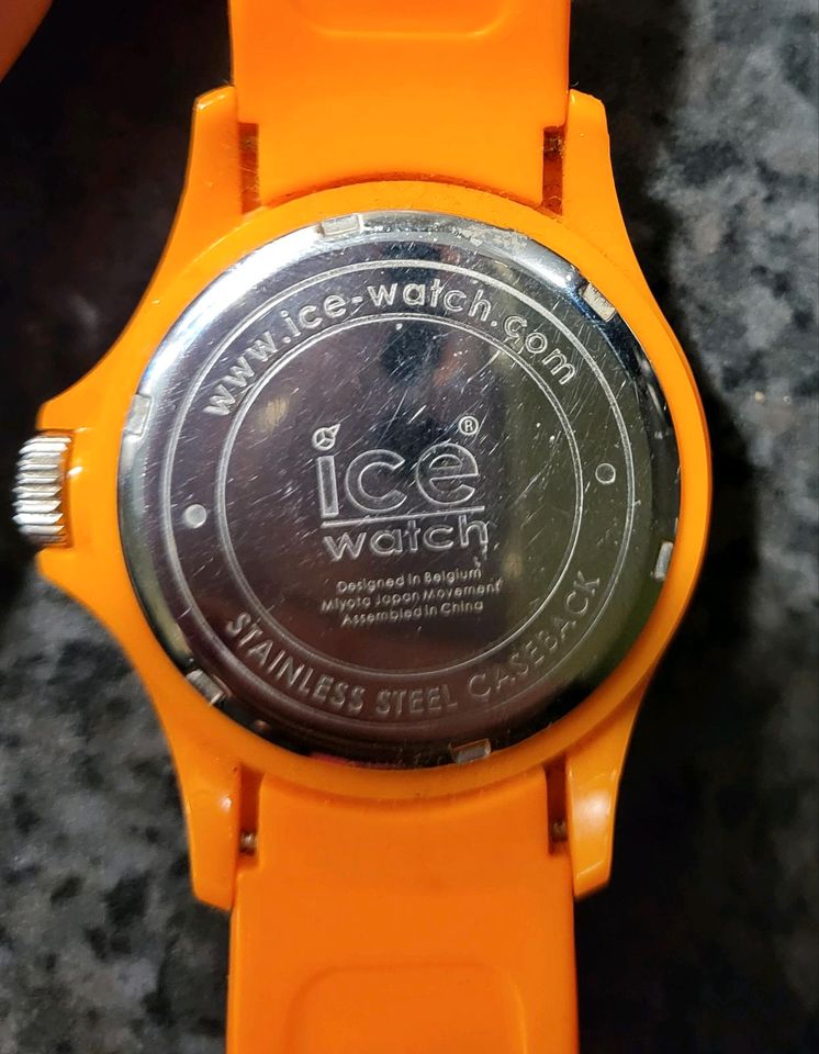 ICE watch Uhr in Bad Fallingbostel