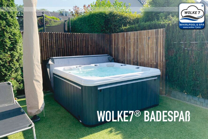 WOLKE7® Premium Outdoor Whirlpool Jacuzzi Spa 4 Personen in Rheine