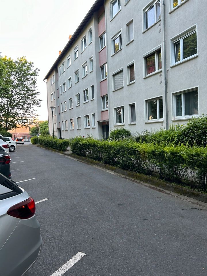 3 Zimmer Wohnung zu vermieten in Frankfurt-Hausen in Frankfurt am Main