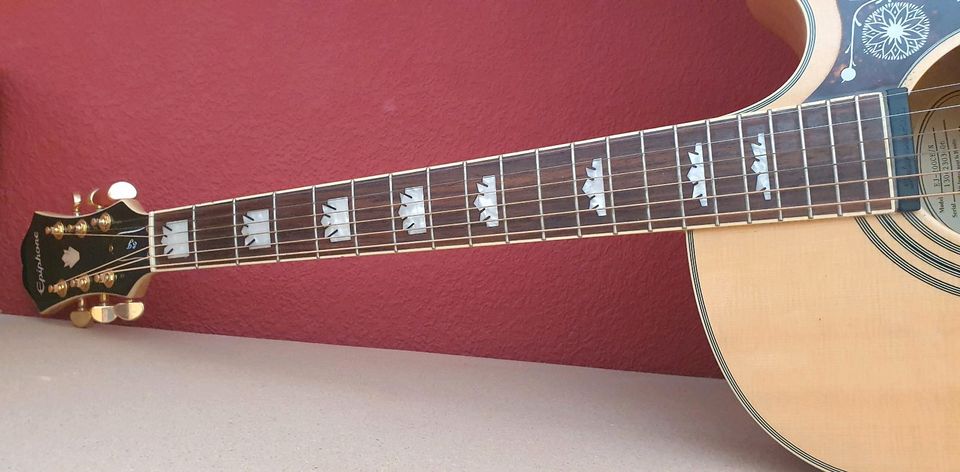 Epiphone Gitarre Westerngitarre in Raguhn