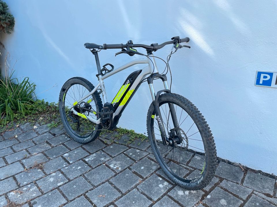 Elektro Mountainbike - Rockrider eST 520 - 27,5 Zoll in Hessen -  Taunusstein | Herrenfahrrad gebraucht kaufen | eBay Kleinanzeigen ist jetzt  Kleinanzeigen