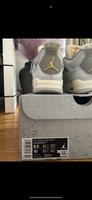 Jordan 4 RETRO SE VANILLA PALE Frankfurt am Main - Sachsenhausen Vorschau