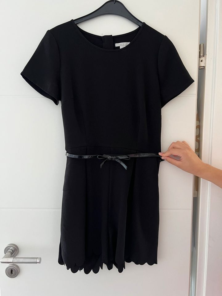 Jumpsuit- Kleid in Bremen