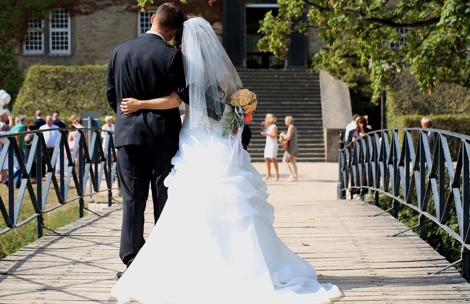 Hochzeitsfotograf - Hochzeitsvideograf - Eventfotograf 2 Stunde in Hannover