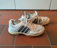 Adidas Hallenschuhe, Sportschuhe, Turnschuhe Gr. 34 Schleswig-Holstein - Lübeck Vorschau