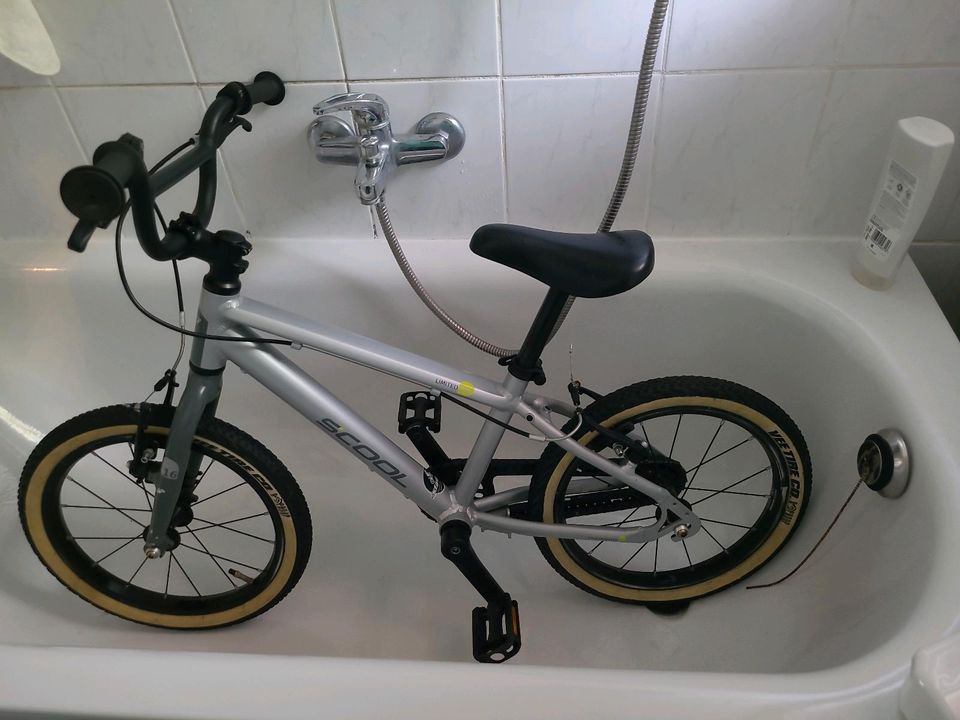 Scool Limited Edition Grey 16" Kinderfahrrad in Berlin