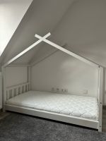 Kinder Bett Hausbett 80x 160cm weiß inkl. Matratze Hessen - Hochheim am Main Vorschau