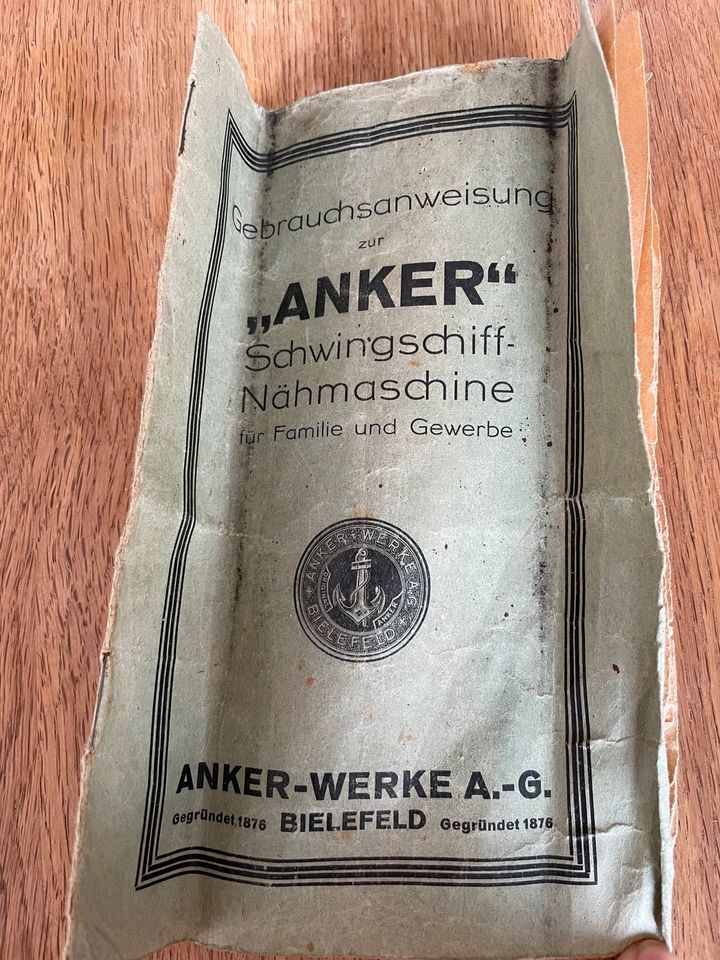 Antike ANKER Schubladen, Nähmaschine und Gebrauchsanleitung 1876 in Pfedelbach