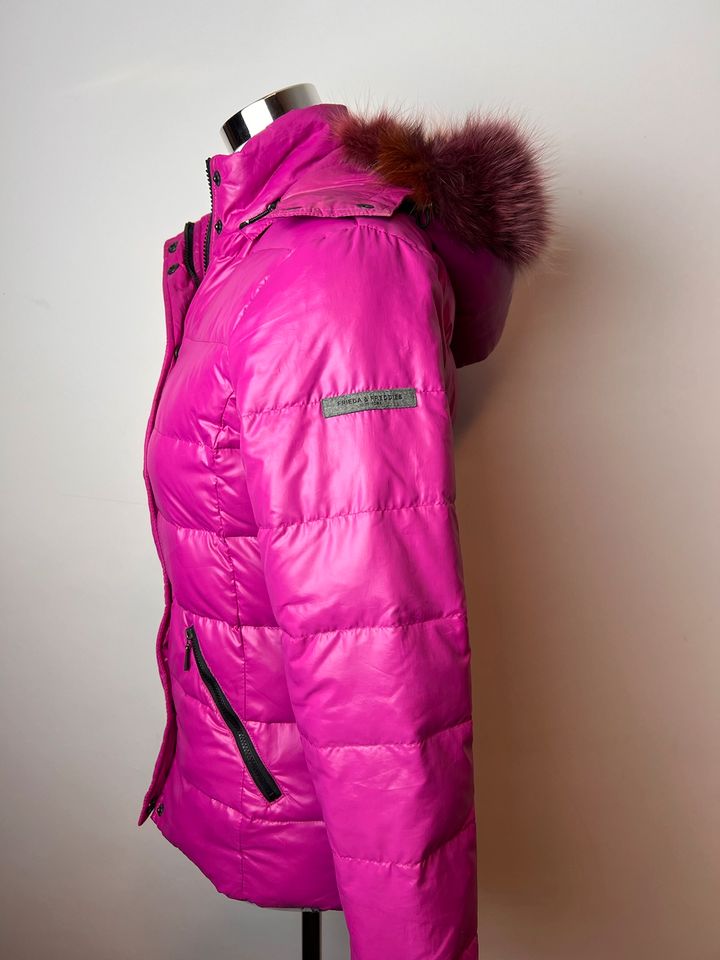 Frieda Freddies Daunenjacke pink Kapuze in Kiefersfelden