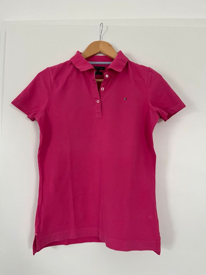 2 Tommy Hilfiger Poloshirts pink/ apriko in Büdingen