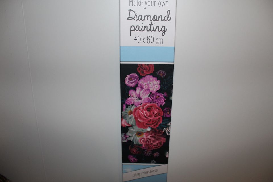 NEU DIAMOND PAINTING BLUMEN 40x60cm SHINY RHINESTONES glänzend in Wald-Michelbach