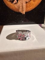 Ein wunderschöner Ring aus Metall und Email Brandenburg - Stahnsdorf Vorschau
