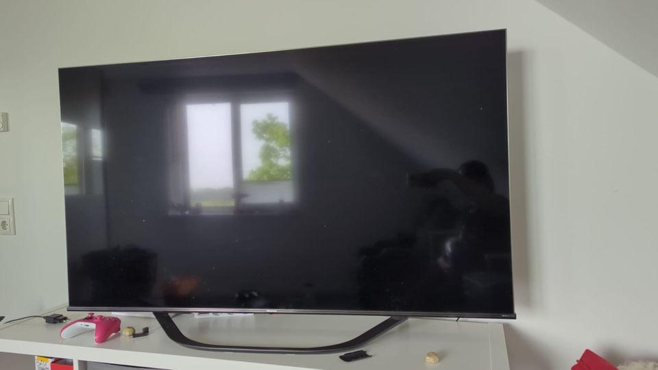 HISENSE 55U77HQ LED TV (Flat, 55 Zoll / 139 cm, UHD 4K, 120hz in Sanitz