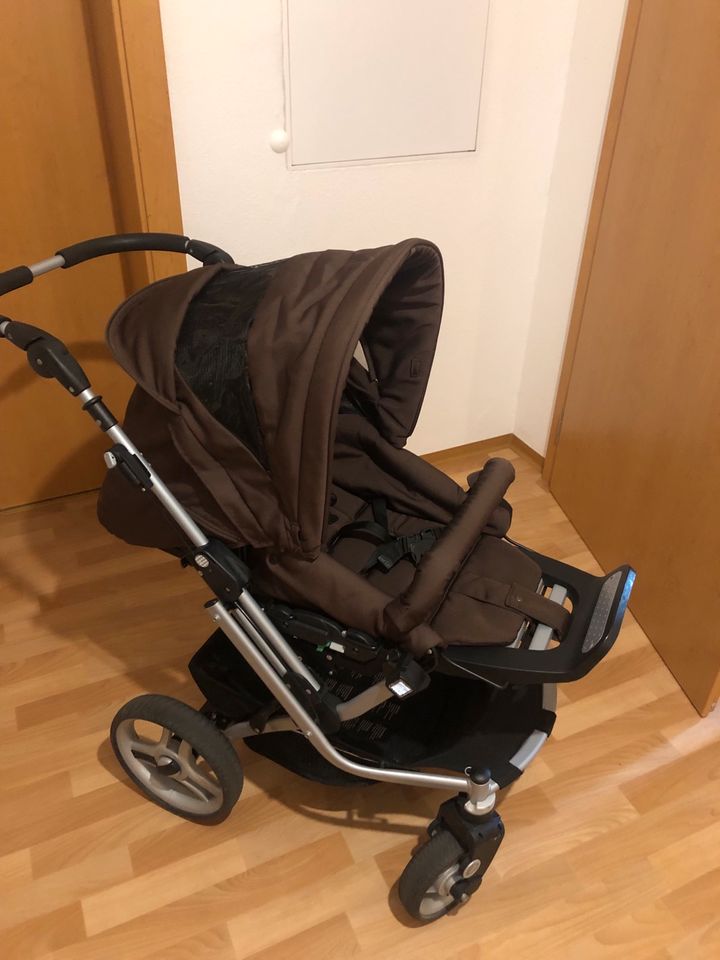 Teutonia Mistral S11, Kombi-Kinderwagen, gereinigt in Leinburg