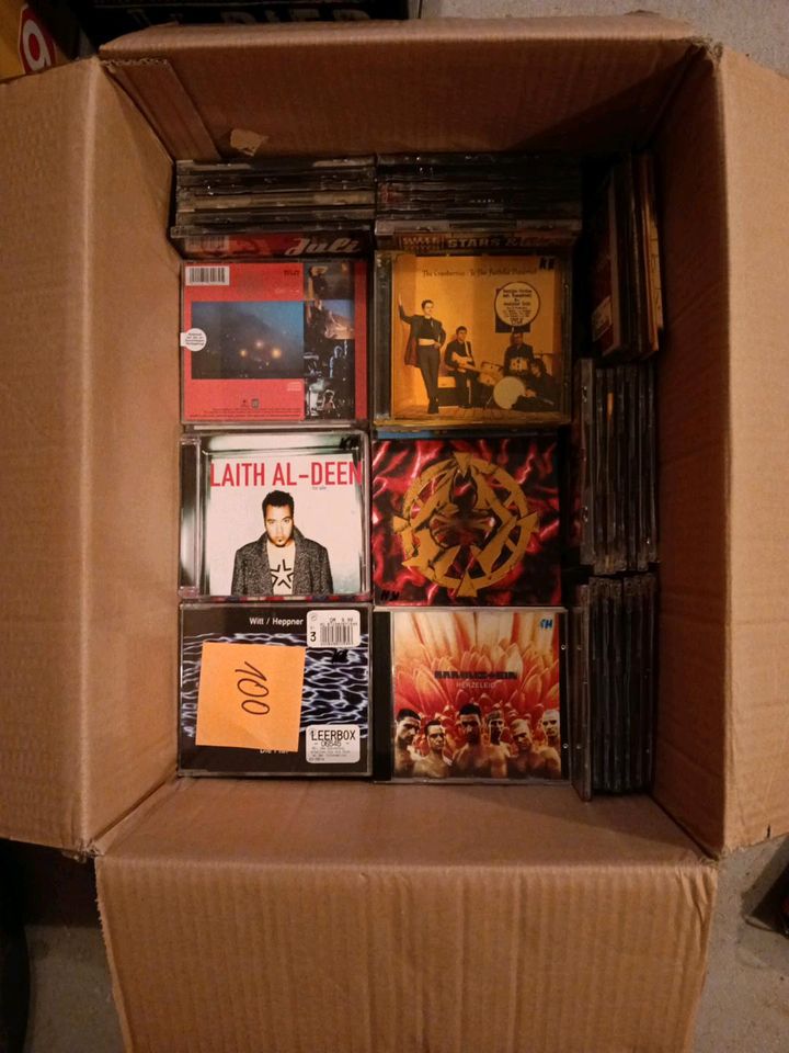 100 CD meist 90 er und 2000 er gebraucht CD Sammlung in Dorfchemnitz