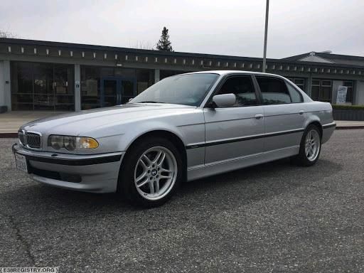 Ich suche BMW E38 Benzin, Diesel in jedem Zustand in Gotha