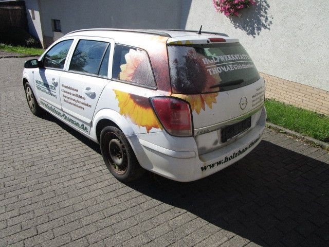 Opel Astra H Caravan Edition in Eisfeld