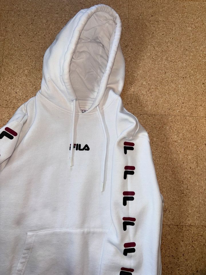 Fila Pullover in Münchsmünster