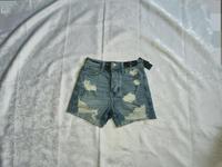 Neu mit Etikett Hollister Jeans Short Hotpants Jeanshorts Mom Hessen - Dreieich Vorschau
