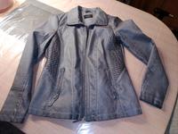 Neuwertige Lederimitat Jacke Gr.38 Berlin - Neukölln Vorschau
