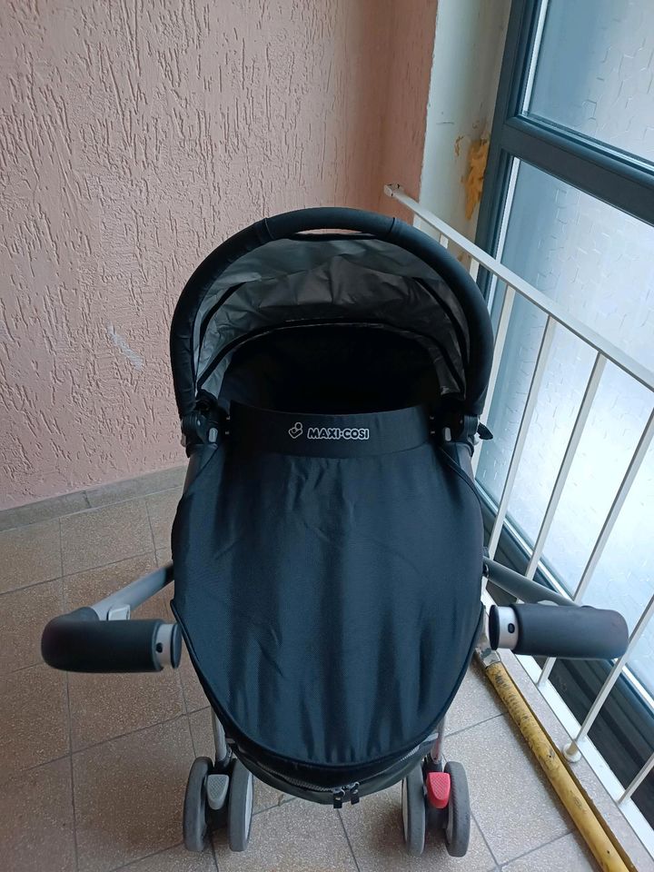 Kinderwagen 3 in 1 in Duisburg