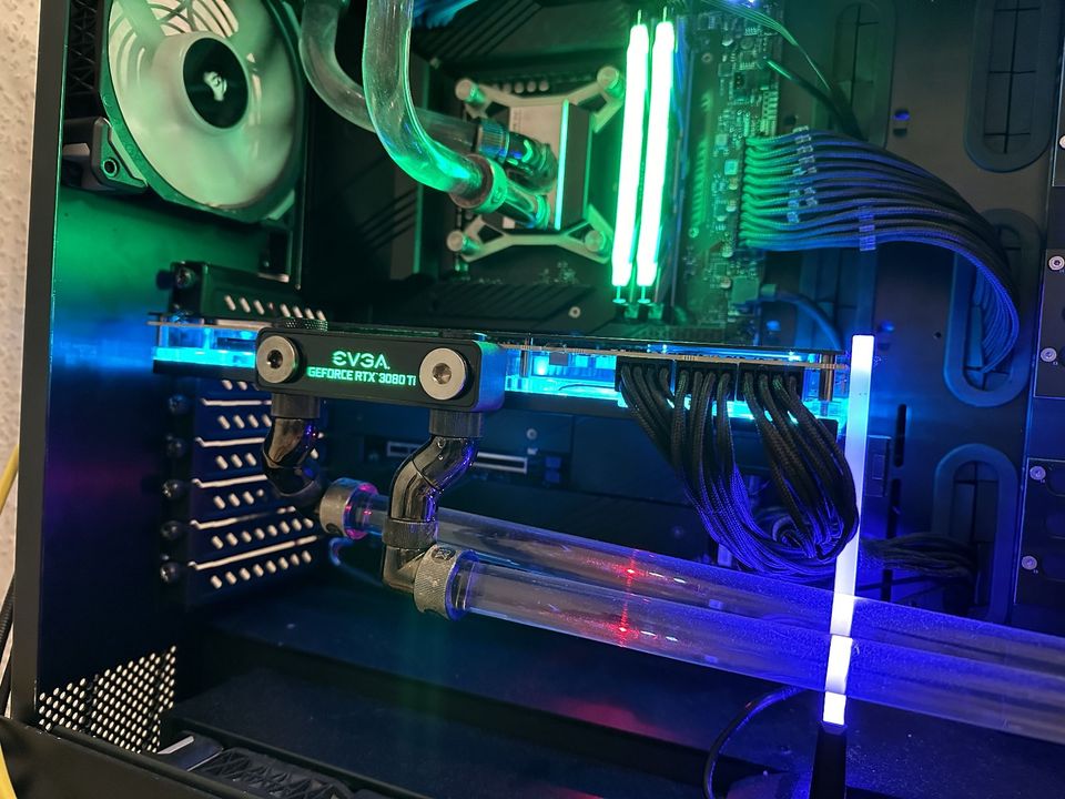 EVGA RTX 3080 Ti FTW3 Ultra HydroCooper in Osnabrück