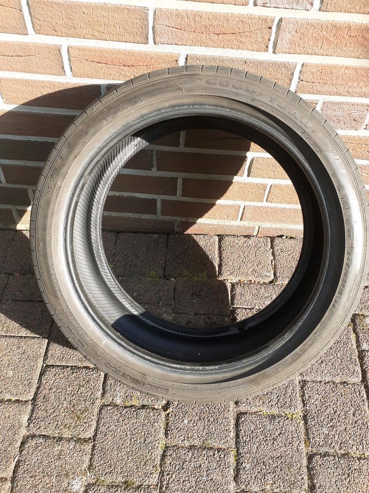 Goodyear Reifen Exellence 245/40 R 19 in Bremen