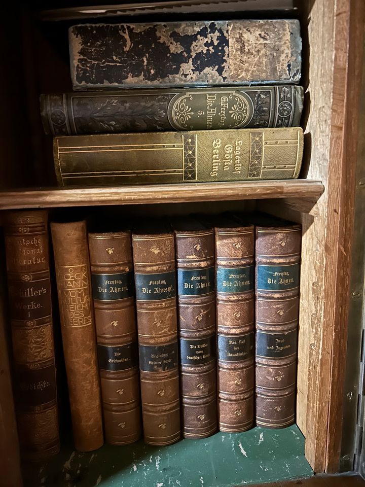 Bücher aus dem vorherigen Jahrhundert in Oberhausen